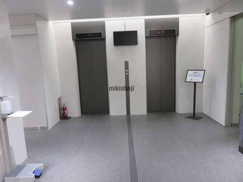 新橋六丁目ビル エレベーターホール1