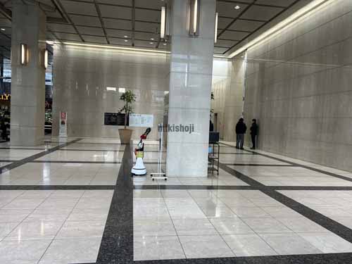 新宿スクエアタワー エントランス1