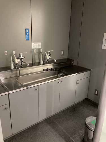 西新宿の新宿アイランドタワー 水回り4