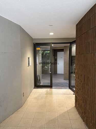 恵比寿のクオーレエビス エントランス2