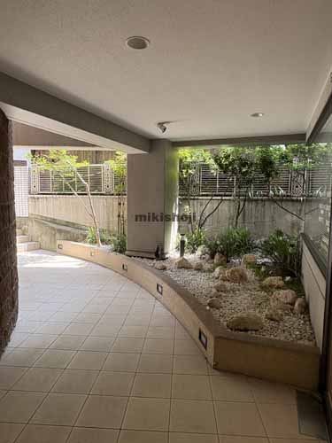 恵比寿のクオーレエビス エントランス3