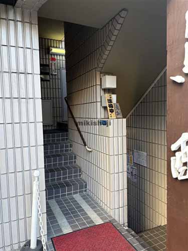 松田ビル エントランス1