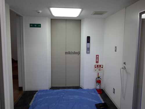 芝大門の富士ビル エレベーターホール1