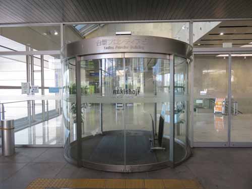 台場の台場フロンティアビル エントランス2