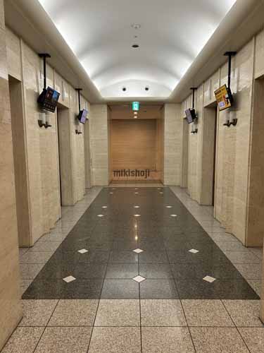 中央・本町・弥生町・南台のハーモニータワー エレベーターホール1