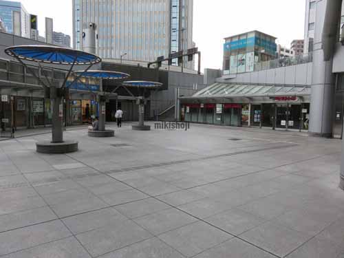 中央・本町・弥生町・南台の中野坂上サンブライトツイン エントランス3