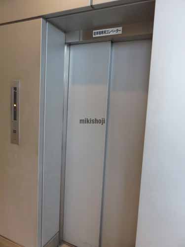 中央・本町・弥生町・南台の中野坂上サンブライトツイン エレベーターホール3