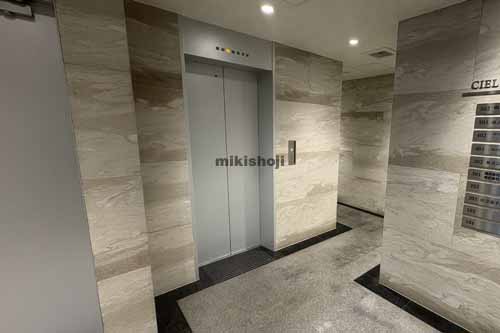 麹町のシエルブルー麹町 エレベーターホール1