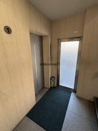 九段北の矢野ビル エレベーターホール1