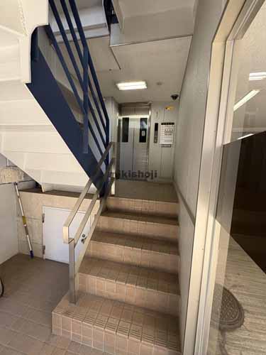 神田多町・神田司町・神田美土代町の三好ビル エレベーターホール1