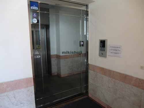 カルチェ恵比寿ビル エントランス6