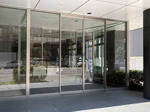 芝大門のグランファースト芝大門 エントランス3