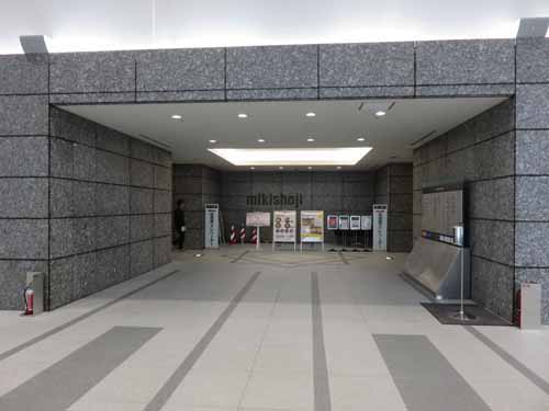 トレードピアお台場 エントランス3