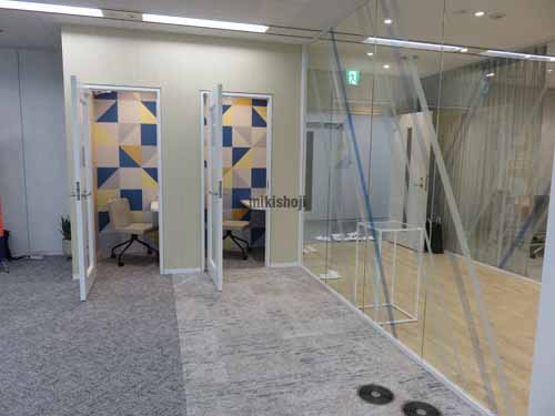 トレードピアお台場 セットアップ室内1