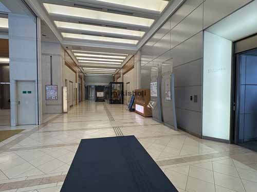 日本橋の東京ミッドタウン日本橋　サウス　日本橋一丁目三井ビルディング エントランス1