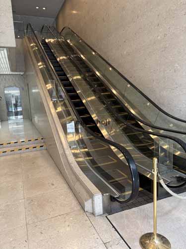 プラザＡＮＳビル エレベーターホール2