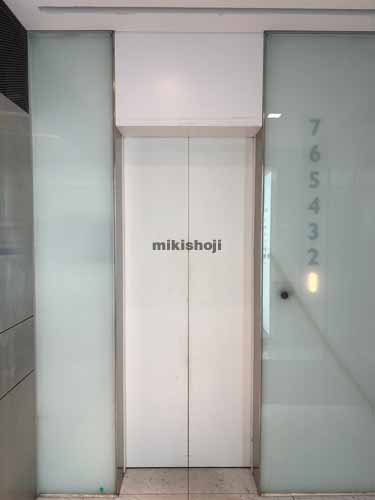 赤坂フェニックスビル エレベーターホール2