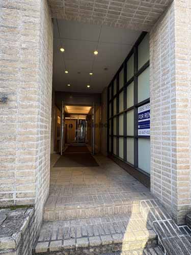 恵比寿西のＥＢＩＳＵ－ＷＥＳＴ エントランス1