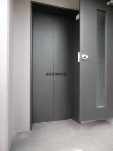 入船・新富のｇｒａｎ＋ＧＩＮＺＡ　ＥＡＳＴ エレベーターホール2