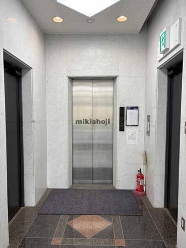 田嶋ビル エレベーターホール1