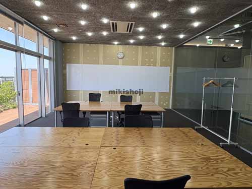柏市の柏の葉オープンイノベーションラボ(ＫＯＩＬ) 貸室内2