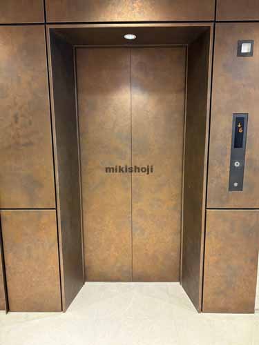 渋谷のＳ－Ｆｒｏｎｔｉｅｒ渋谷青山通り（仮称） エレベーターホール1