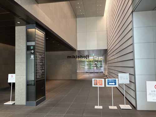 神宮前のヒューリック神宮前タワービルディング エントランス1