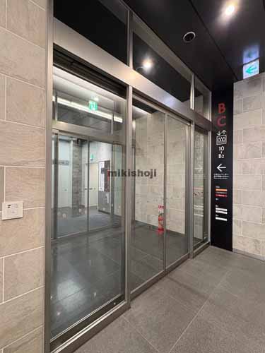 ＮＥＷＮＯ・ＧＳ新宿 エントランス2