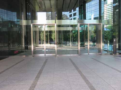 住友不動産新宿セントラルパークタワー エントランス2