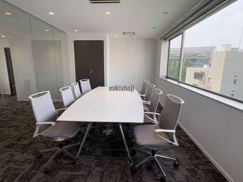 ＴＨＥ　ＴＥＲＲＡＣＥ　ＴＳＵＫＩＪＩ セットアップ室内1