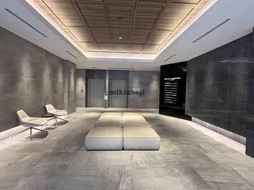 内藤町・大京町・左門町のグランファースト新宿御苑 エントランス2