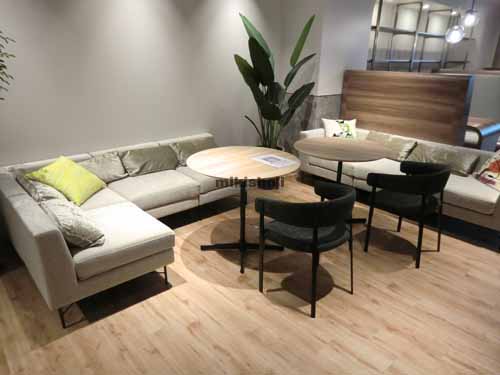 ＋ＳＨＩＦＴ　ＴＳＵＫＩＪＩ セットアップ室内8