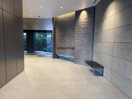 芝のＰＭＯ田町Ⅳ エントランス3