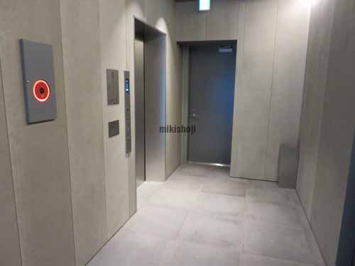 九段北のミナト九段下ビル エントランス1