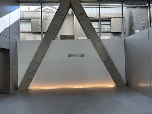 台東のＮＥＷＳ　Ｘ　御徒町 エントランス1