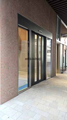 ＳＵＧＩＵＲＡ　ＧＩＮＺＡ エントランス1