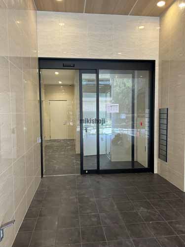 町田市の町田トーセイビル エントランス1