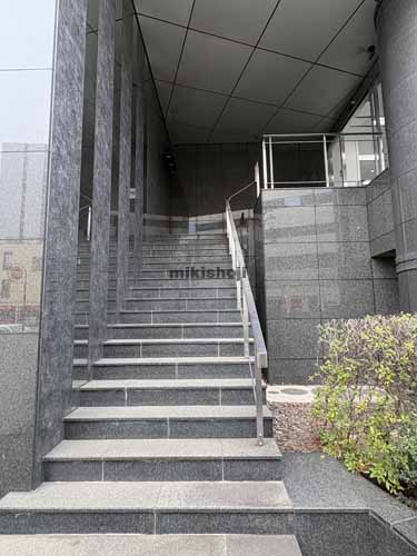 中央区の大宮トーセイビル エントランス1