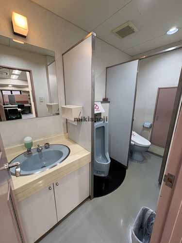 東西産業貿易(株)旧本社ビル（仮称） 水回り1