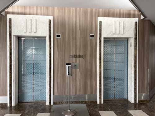 美浜区の稲毛海岸ビル エレベーターホール1