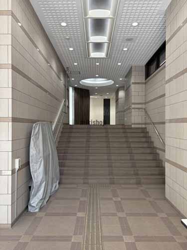 八王子市のＳＩＮＣＯ横山町ビル エントランス3