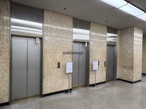 塚本大千葉ビル エレベーターホール1